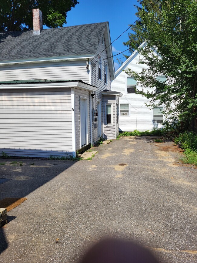 6 Flanders Ct, Franklin, NH 03235 House for Rent in Franklin, NH