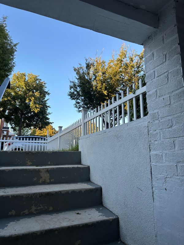 Foto del edificio - 1925 H St NE