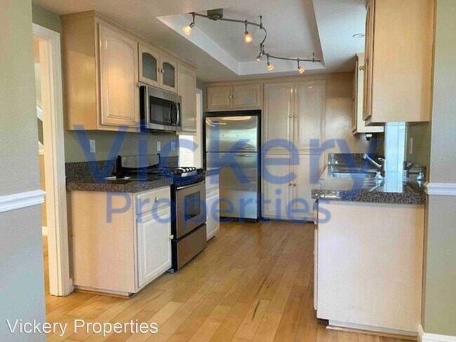 Building Photo - 2 br, 2.5 bath House - 1869 Stratton Circle