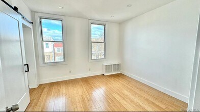 Building Photo - 68-52 76th St