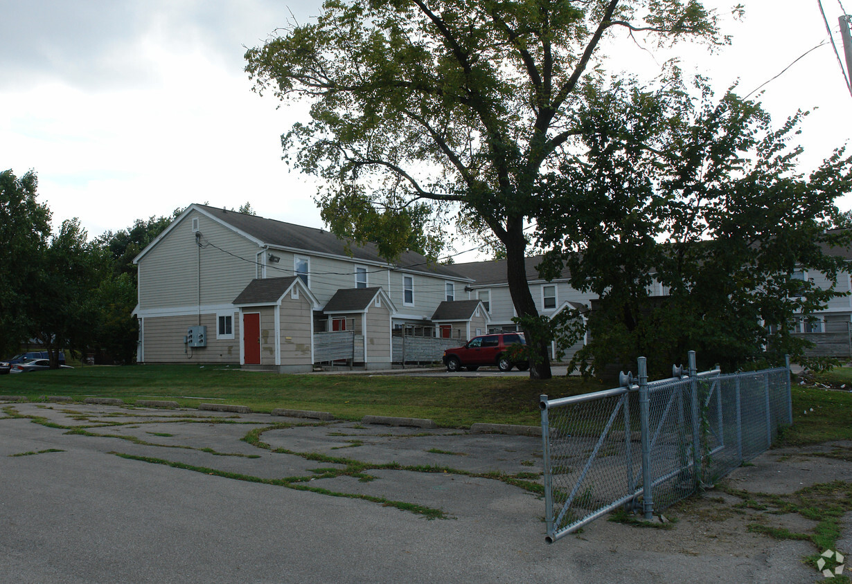 Stewart Park - Stewart Park Townhomes