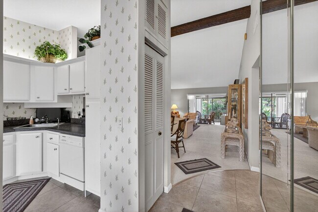 Foto del edificio - 4934 Sable Pine Cir