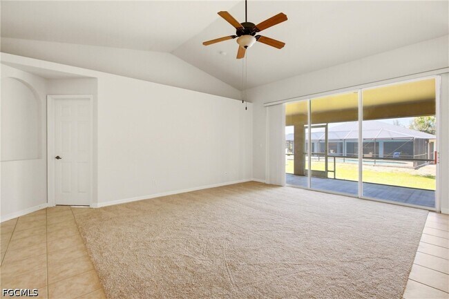Foto del edificio - 2600 SW 1st St