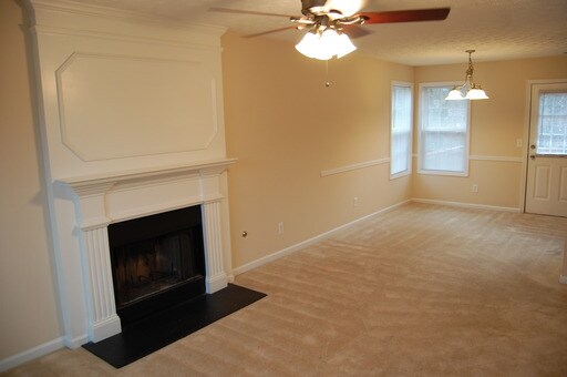 Building Photo - 4071 Jewell Ter