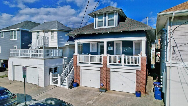 Building Photo - 2 N Hillside Ave