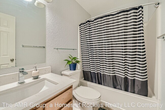 Building Photo - 3 br, 2.5 bath House - 13066 Canyons Edge ...