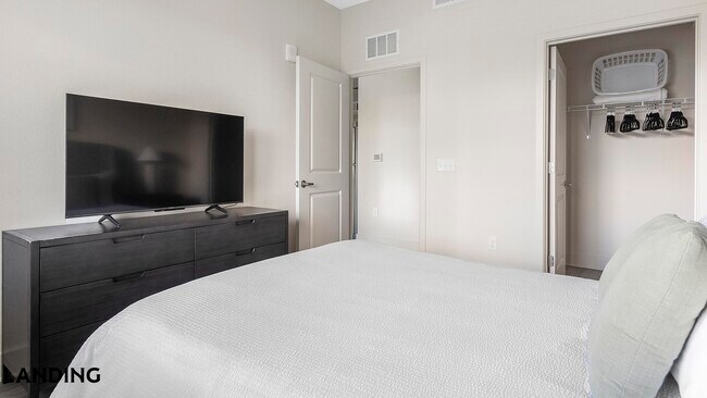Foto del edificio - 9650 52nd Ave E