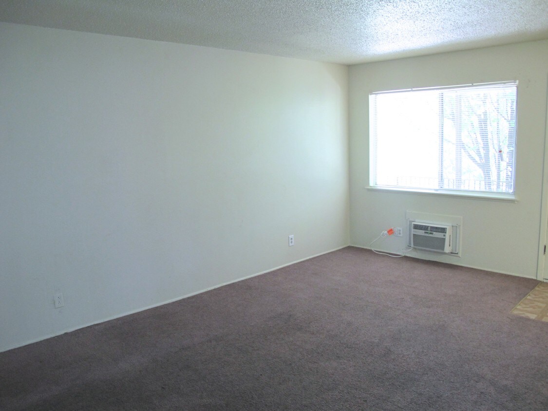 The French Quarter Apartments 11011121 Palomas Dr SE Albuquerque, NM