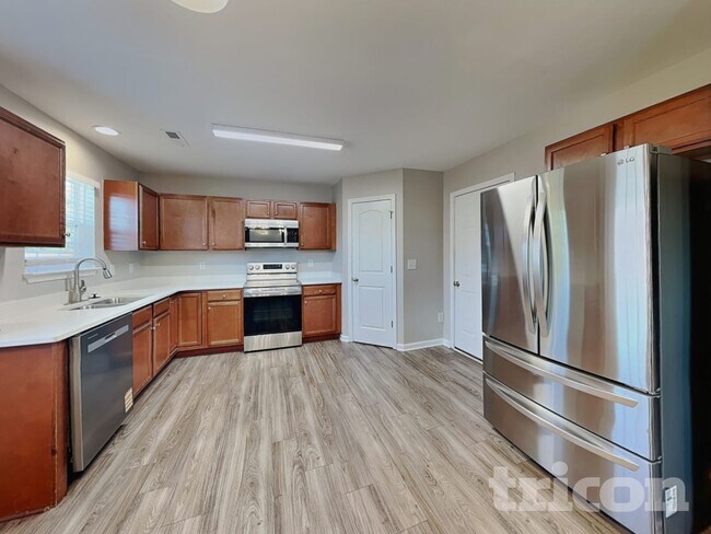 Foto del edificio - 6602 Maderia Ct