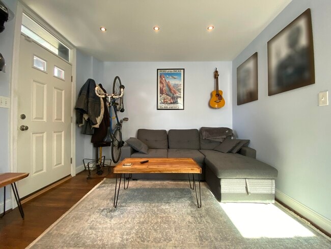 Foto del edificio - 1743 L St NE