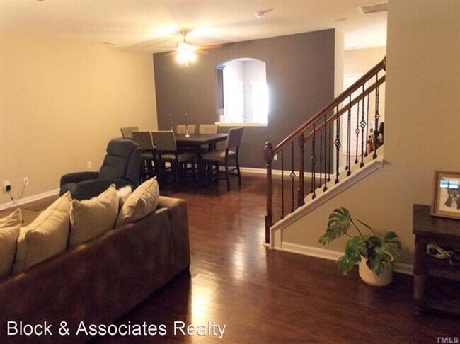 Building Photo - 3 br, 2.5 bath House - 929 Ileagnes Rd