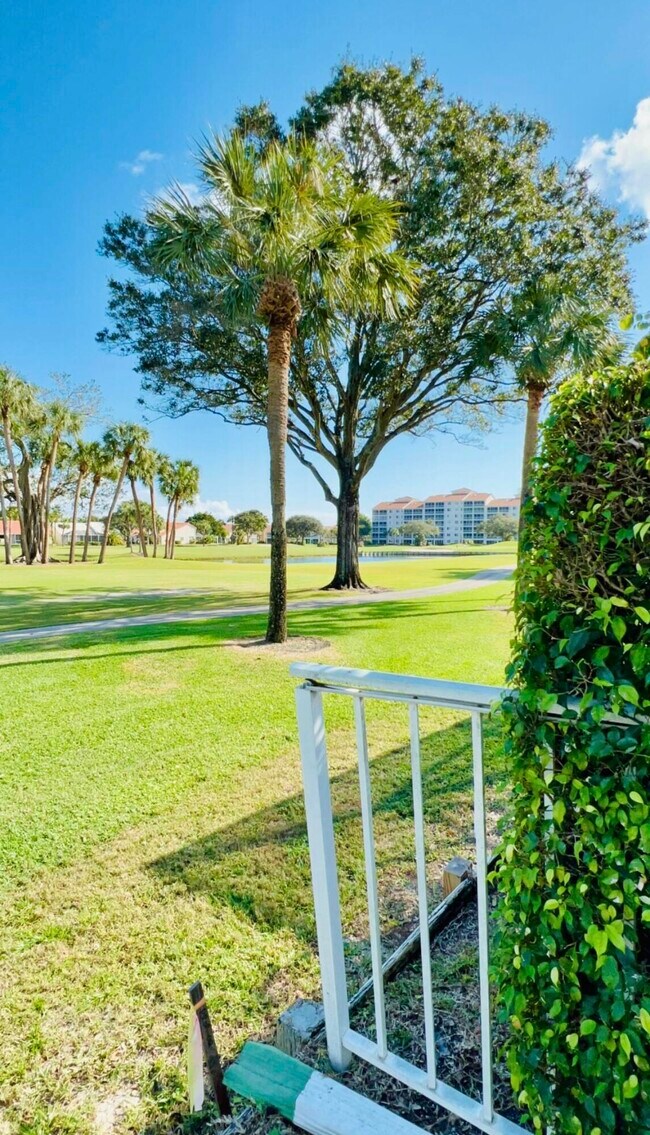 Foto del edificio - 17334 Antigua Point Way