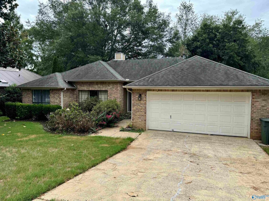 Primary Photo - 129 Telluride Dr