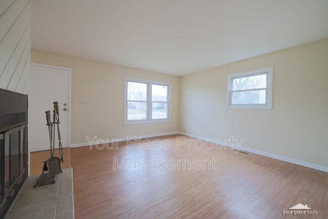 Building Photo - 803 Dorman Dr