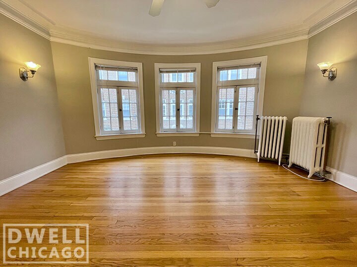 Foto principal - 1509 Hinman Ave