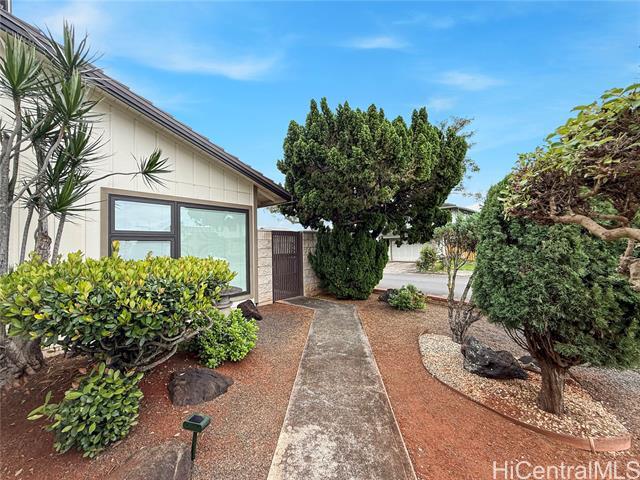 Building Photo - 94-679-679 Nuao Pl