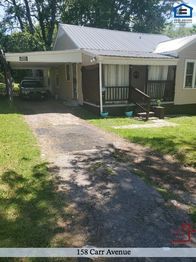 Foto del edificio - 158 Carr Ave