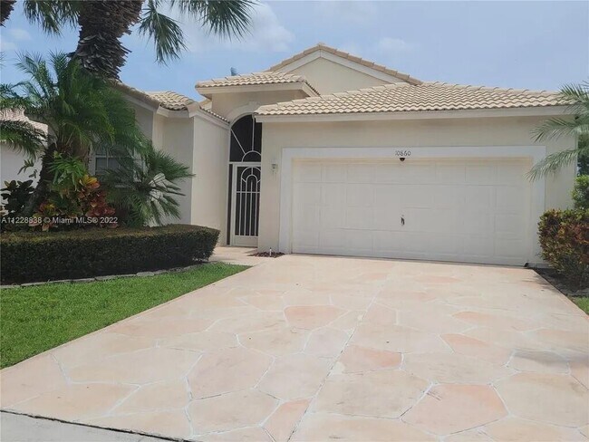 Building Photo - 10860 Fillmore Dr