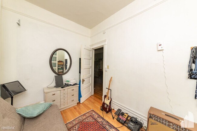 Foto del edificio - 2 br, 1 bath Condo - 3336 N Sheffield Ave