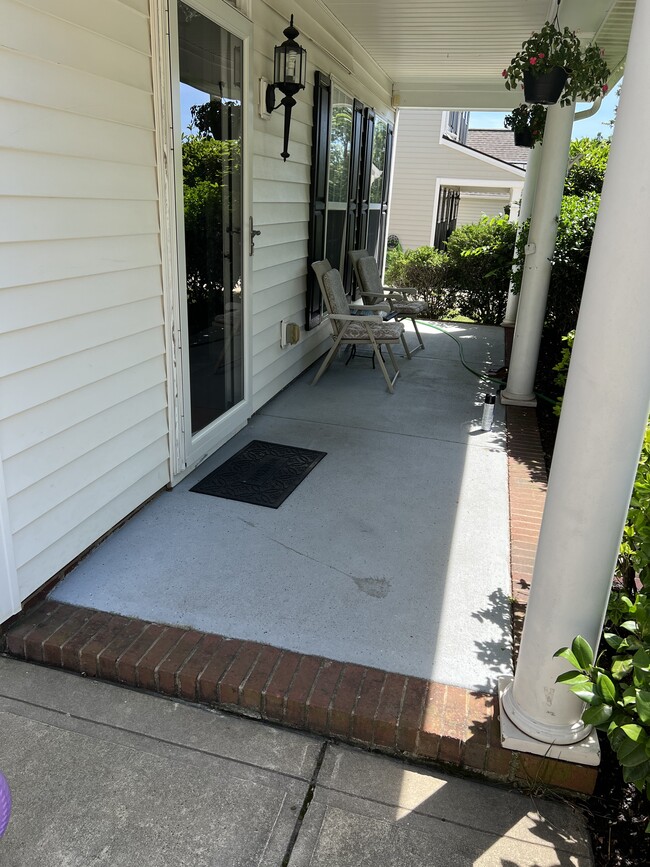 Building Photo - 11707 Royal Castle Ct