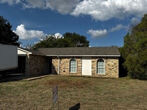 Building Photo - 5425 Gates Dr