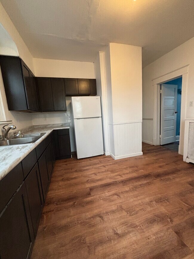 Foto del edificio - 12 Delaware Ter