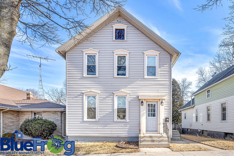 1433 S 10th St, Sheboygan, WI 53081 Condo for Rent in Sheboygan, WI