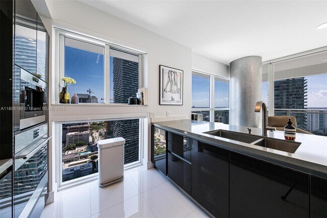 Foto del edificio - 1080 Brickell Ave