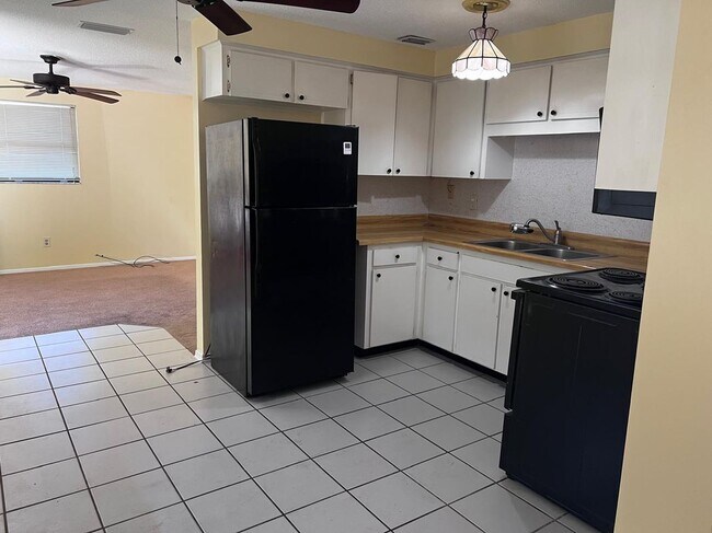 Foto del edificio - 2608 E 97th Ave