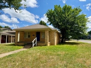 Building Photo - 1 E Pulaski St