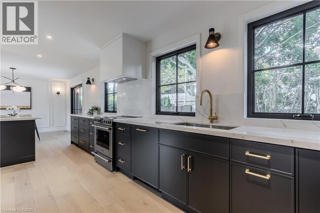 Building Photo - 3029 Eva Dr