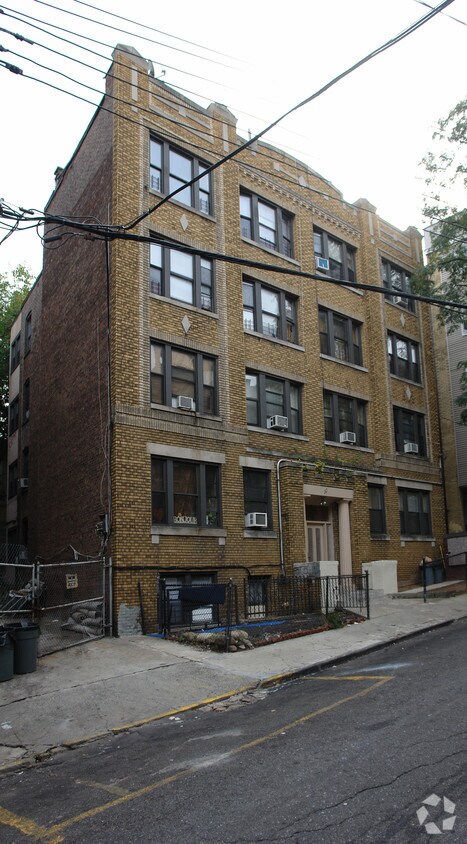 Foto del edificio - 10 Gray Pl