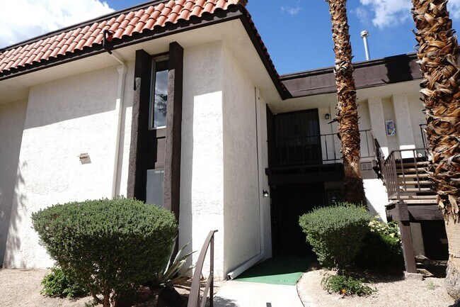 Foto del edificio - 1405 Vegas Valley Dr