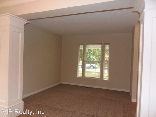 Building Photo - 6892 Bishops Crossing Cir