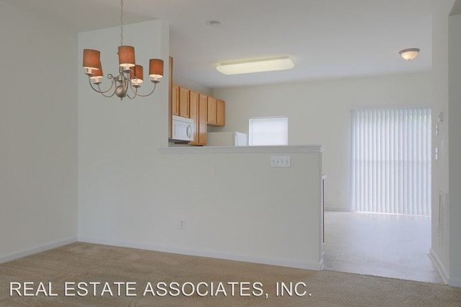 Building Photo - 3 br, 3.5 bath House - 4204 Lillington Drive