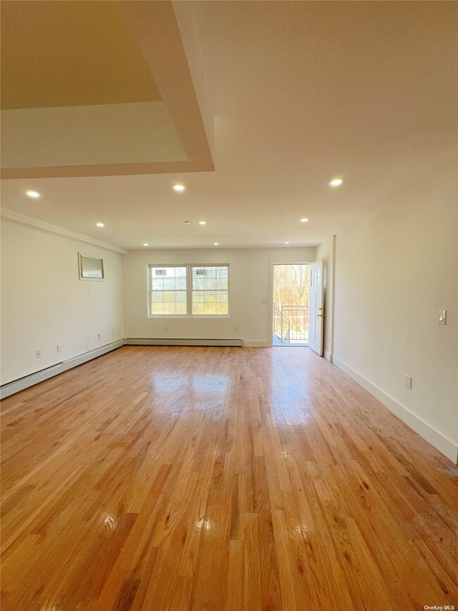 Building Photo - 7235 Hillmeyer Ave