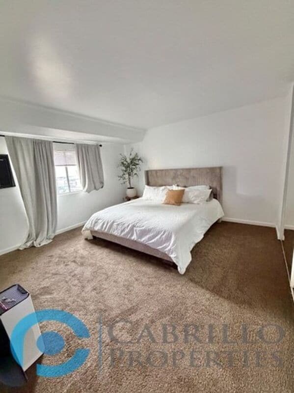 Building Photo - 5509 Camber Dr