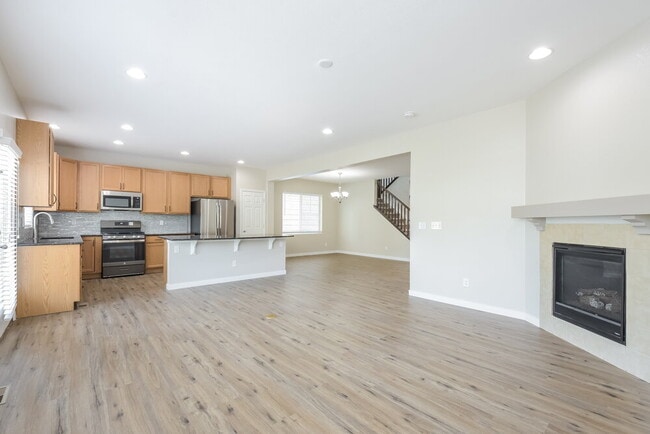 Building Photo - 14937 Melco Ave