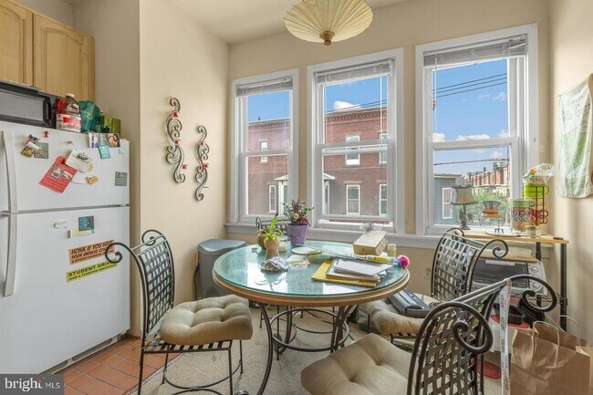Foto del edificio - 846 Corinthian Ave