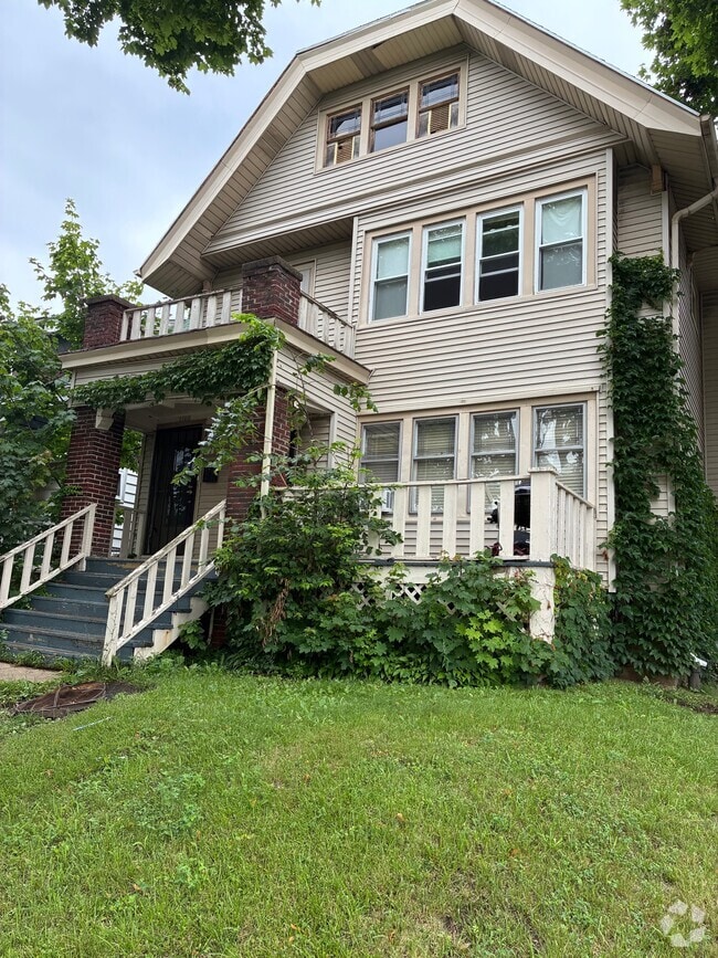 Building Photo - 3702 N 15th St