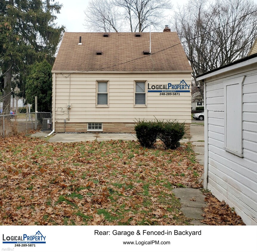 3 br, 1.5 bath House 19636 Elkhart St House Rental in Harper Woods