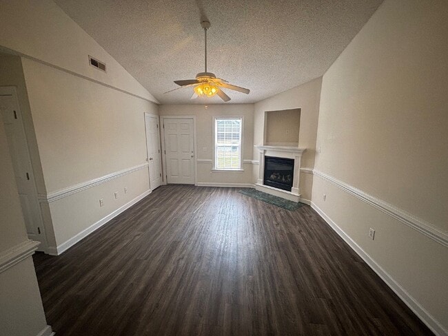 Photo - 3904 Palmer Dr Townhome