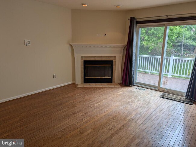 Foto del edificio - 123 Shoal Creek Dr