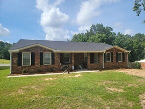 Building Photo - 134 Stoneybrooks Pl