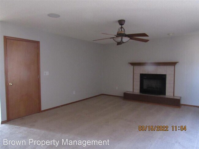 Building Photo - 4 br, 4 bath House - 825 Columbia Ave