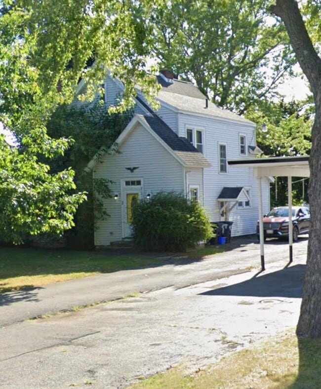 Building Photo - 9523 Brewerton Rd