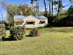 Building Photo - 1715 Gillespie Ave