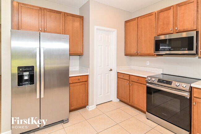 Foto del edificio - 85051 Champlain Dr