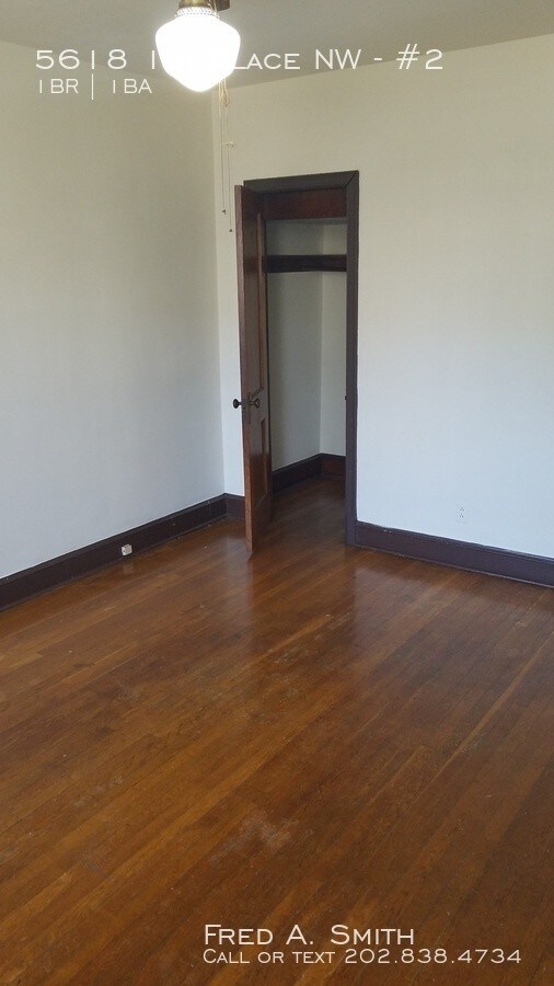 Foto del edificio - 5618 1st Pl NW