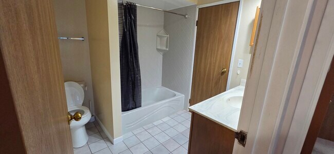 Foto del edificio - 940 N Lakeside Dr